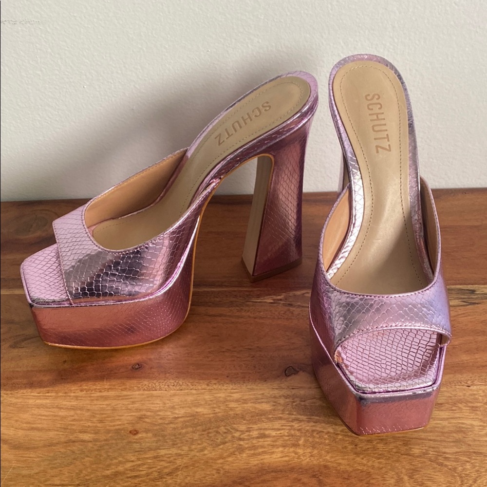 SCHUTZ Pink Platform Peep-Toe Shoes